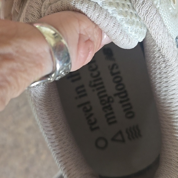 New Balance Cream/Coral Nitrel Trail/Running Sneakers - Picture 7 of 11